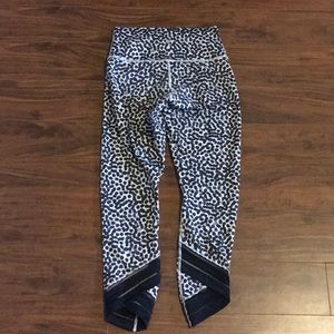 Wunder under leggings with detail